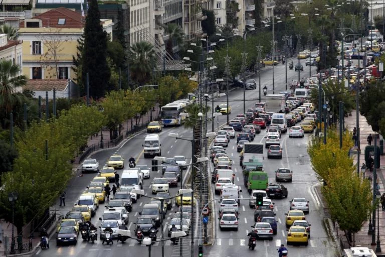 «Φρένο» στην αναγκαστική ακινησία για ανασφάλιστα οχήματα! Θα καταβάλλονται τα τέλη κυκλοφορίας!